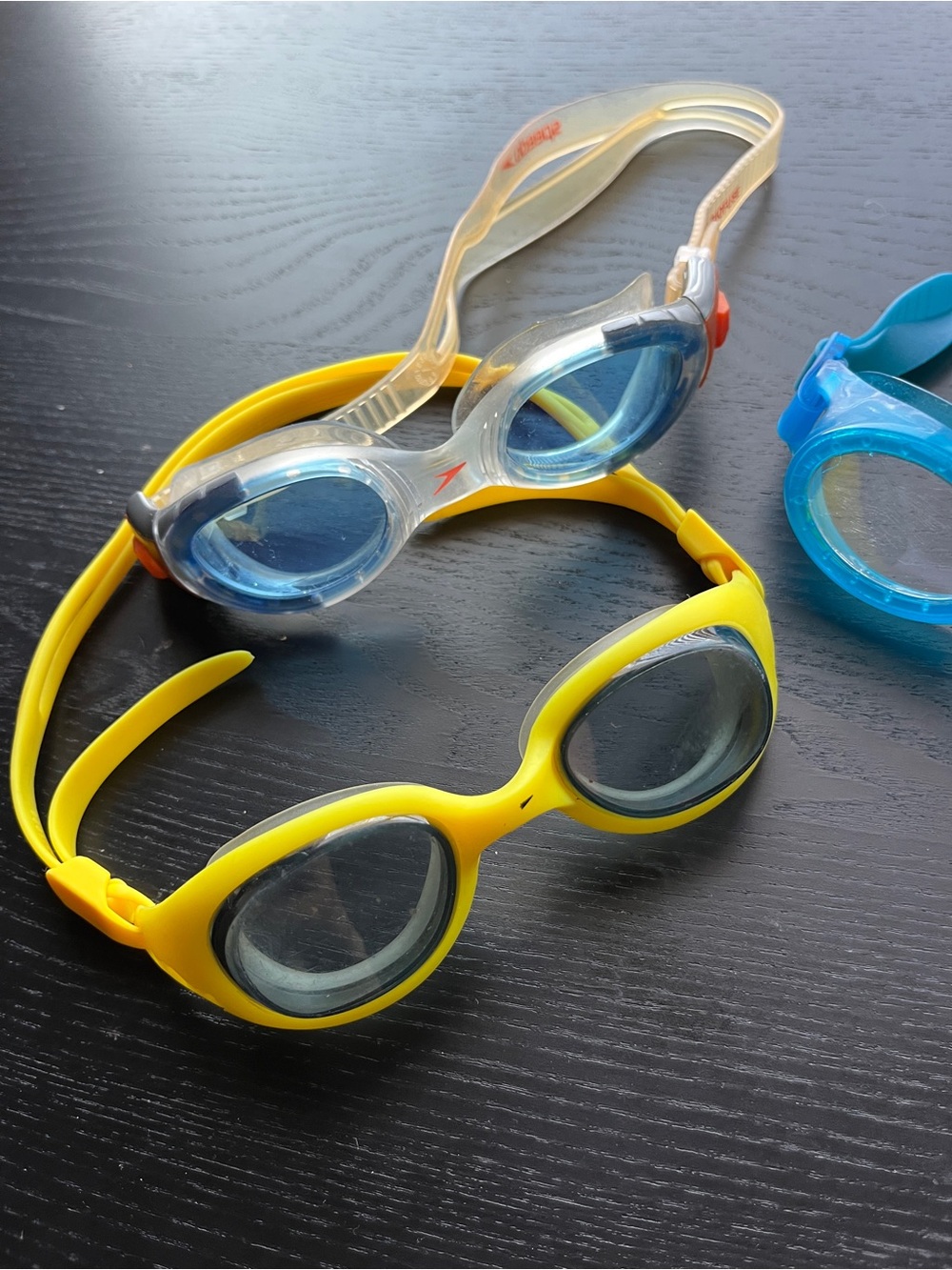 Speedo Swim Goggles Lot of 4 Blue Green Yellow Clear Biofuse Adjustable Straps - Picture 3 of 16